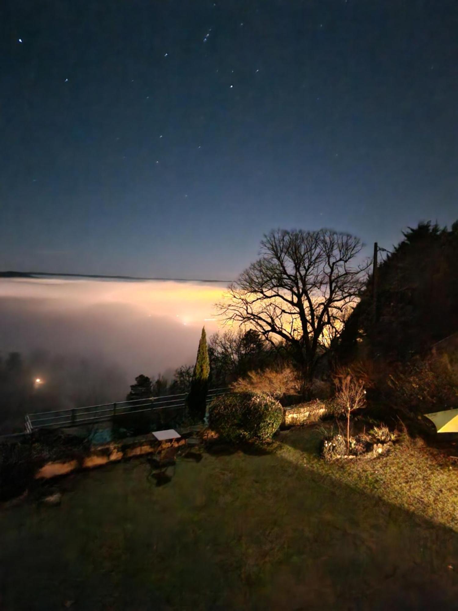 Le Clos Des Etoiles B&B Le Bugue Exterior foto